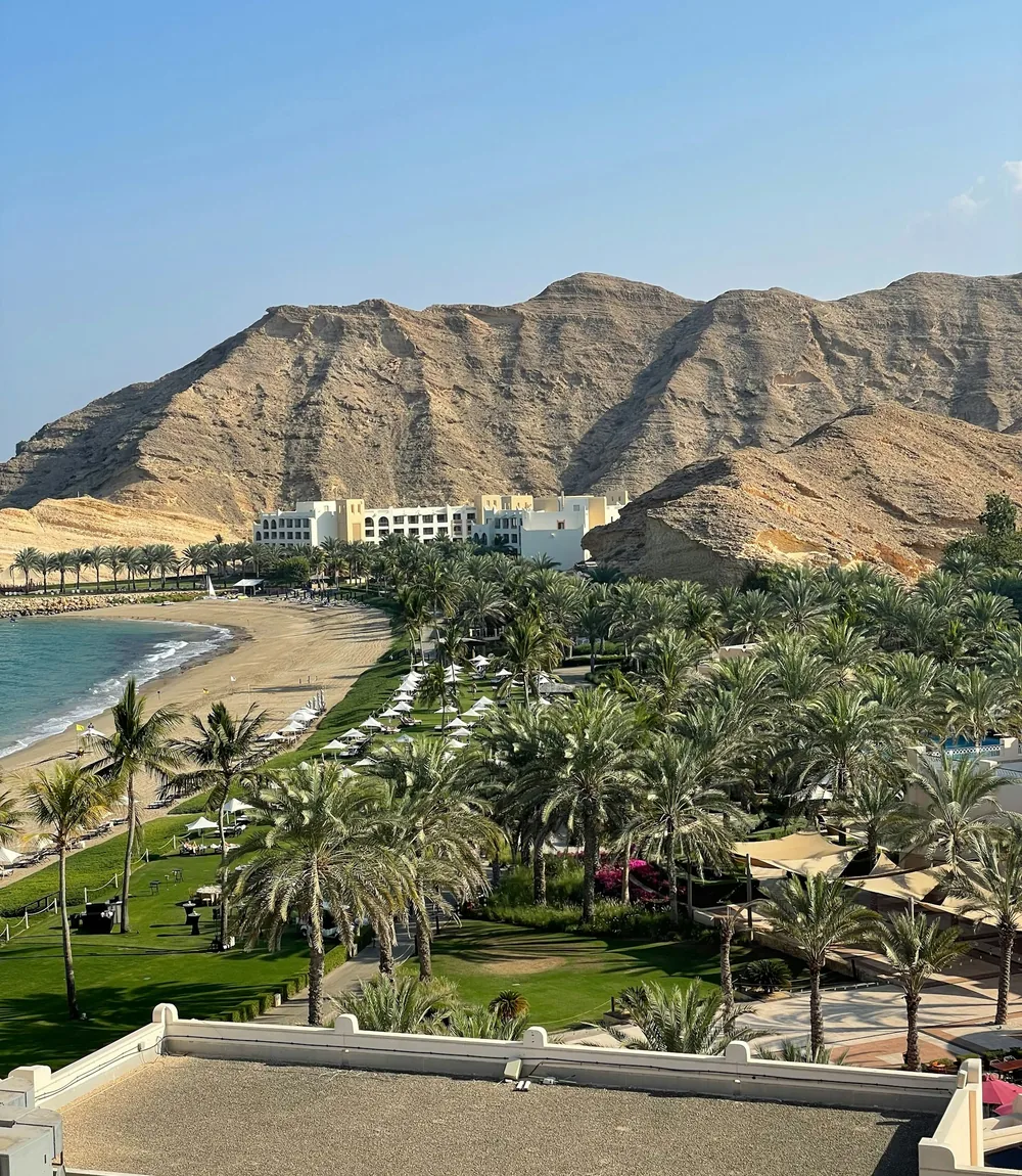 La costa frastagliata della penisola del Musandam, Oman
